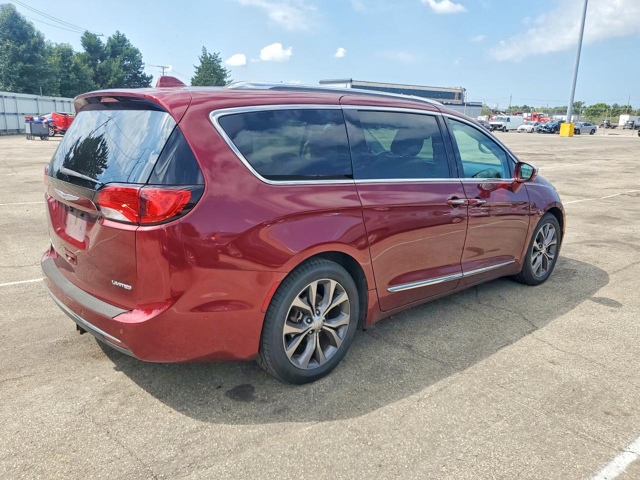 2017 CHRYSLER PACIFICA LIMITED — снимка 3