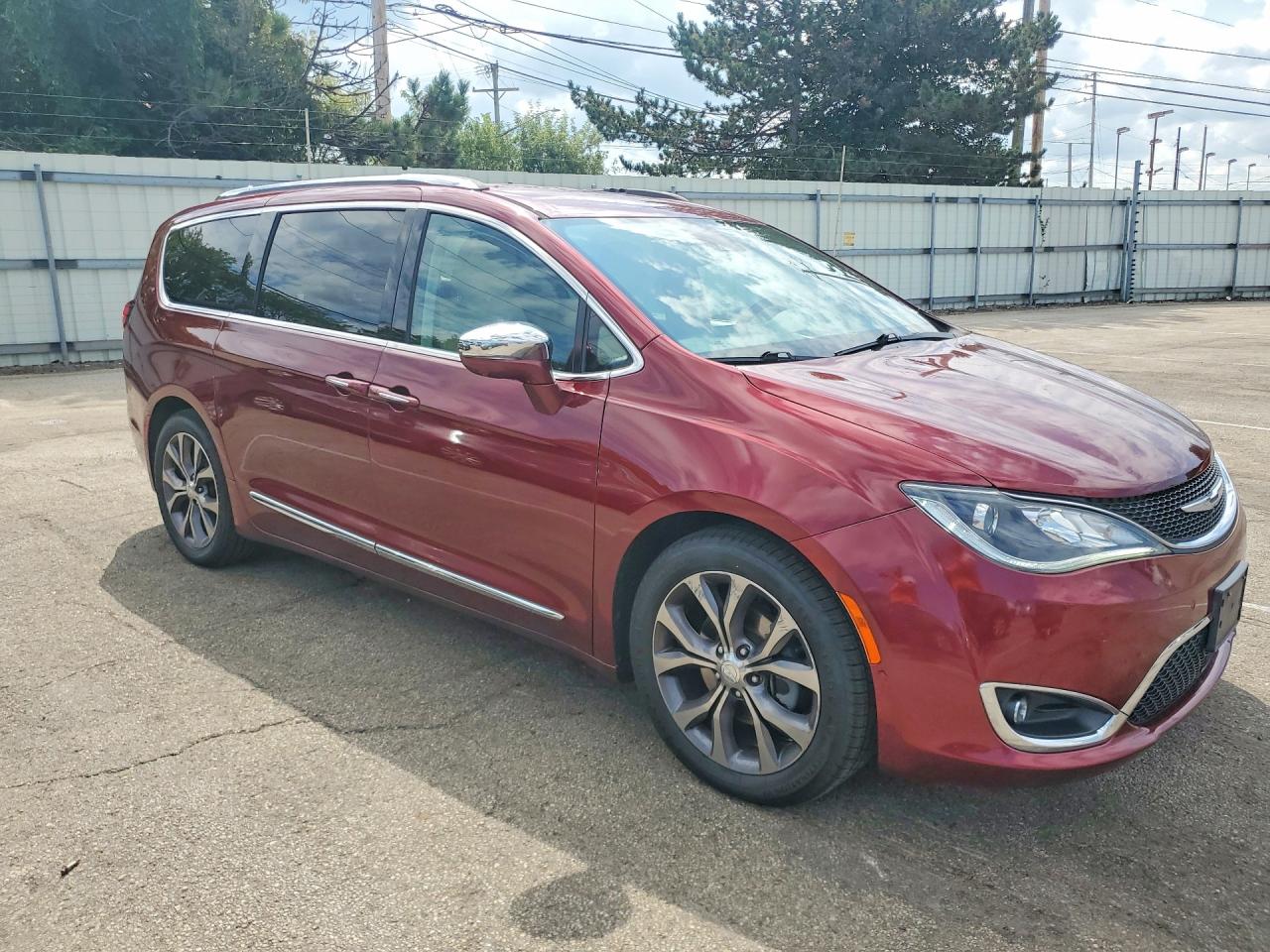 2017 CHRYSLER PACIFICA LIMITED — снимка 4