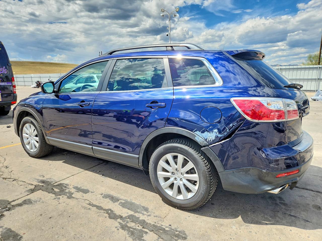 2025 MAZDA 3 4-DOOR TOURING MAN — снимка 2