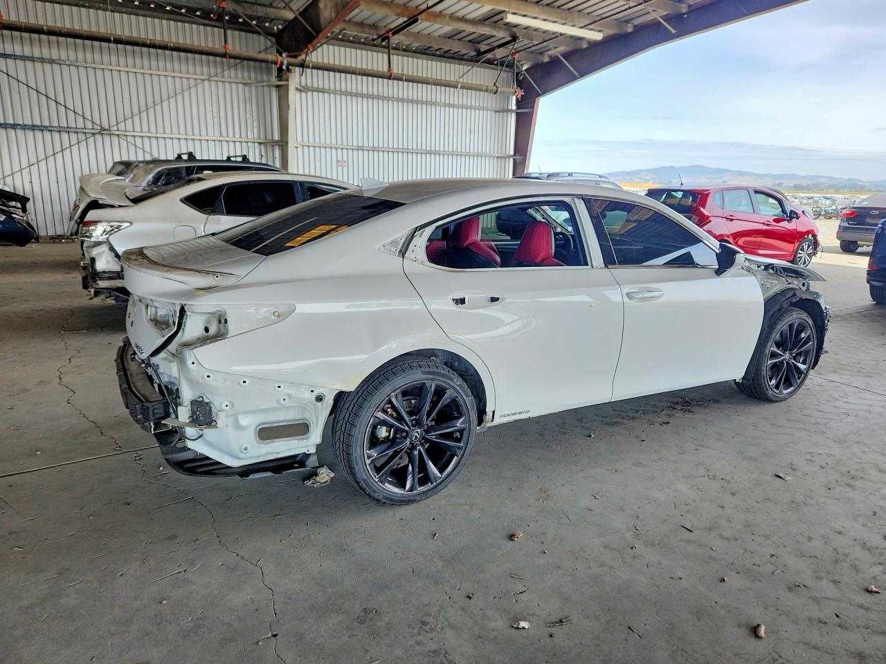 2022 LEXUS ES 300H F SPORT — снимка 3