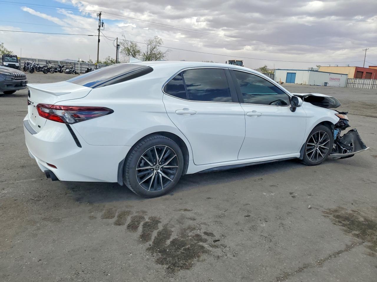 2023 TOYOTA CAMRY SE — снимка 3