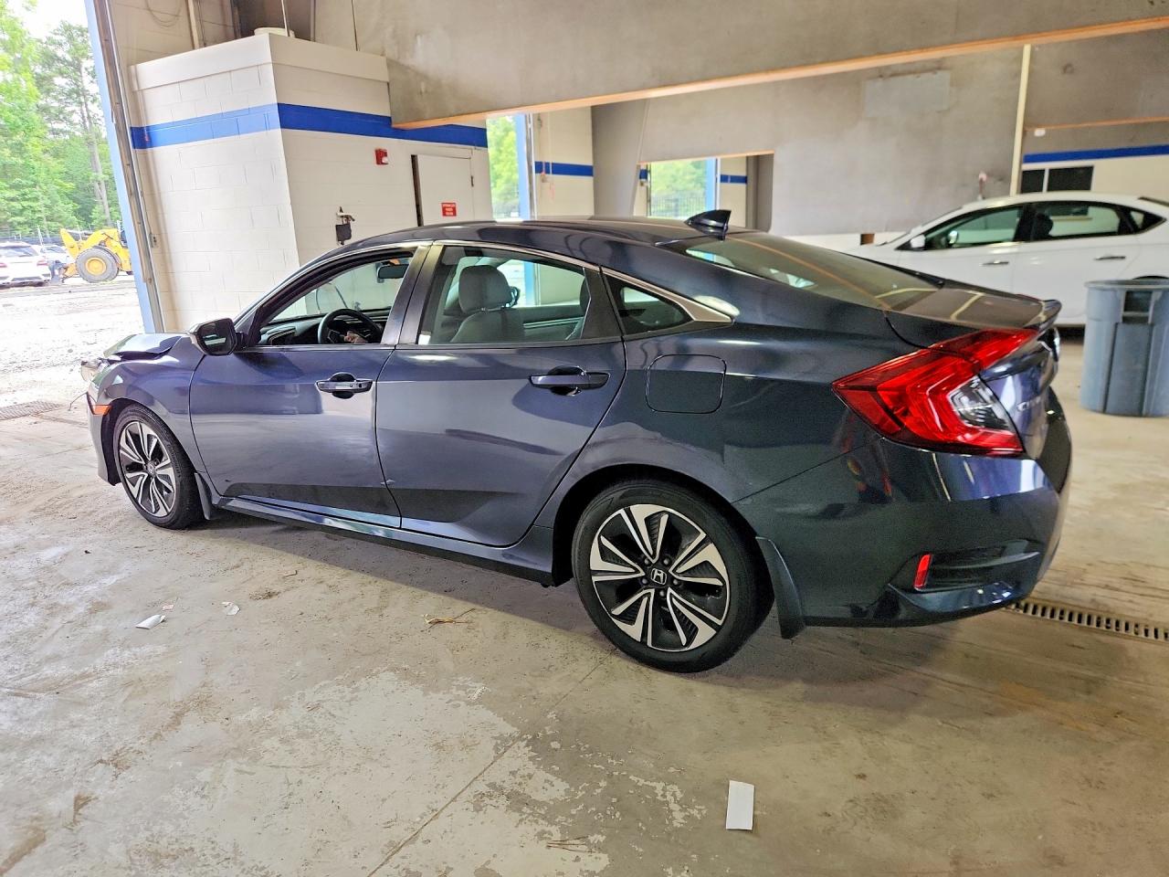 2017 HONDA CIVIC EX — снимка 2
