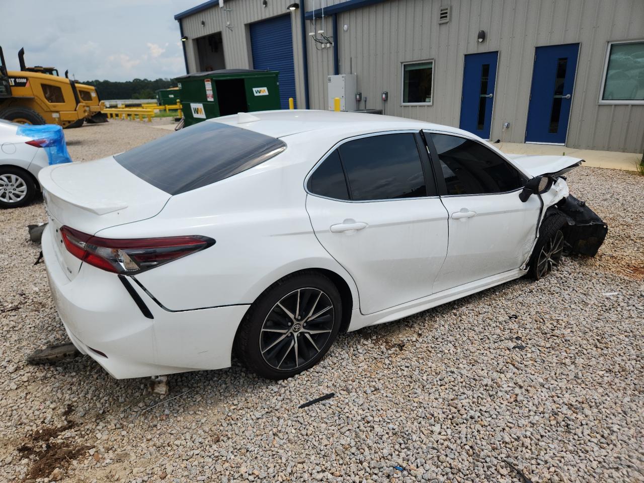 2024 TOYOTA CAMRY SE — снимка 3