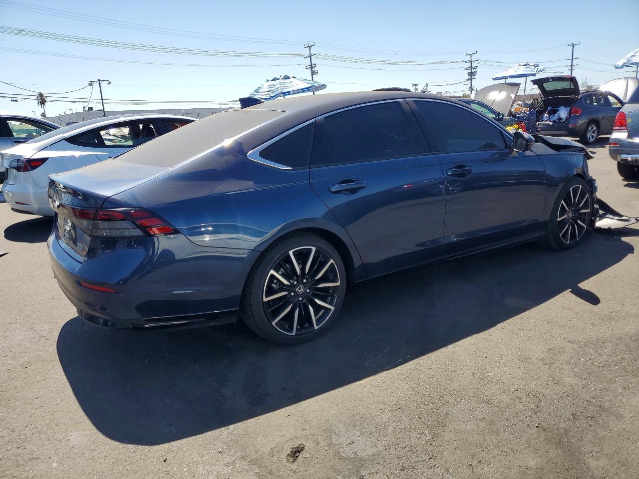 2025 HONDA ACCORD TOURING HYBRID — снимка 3