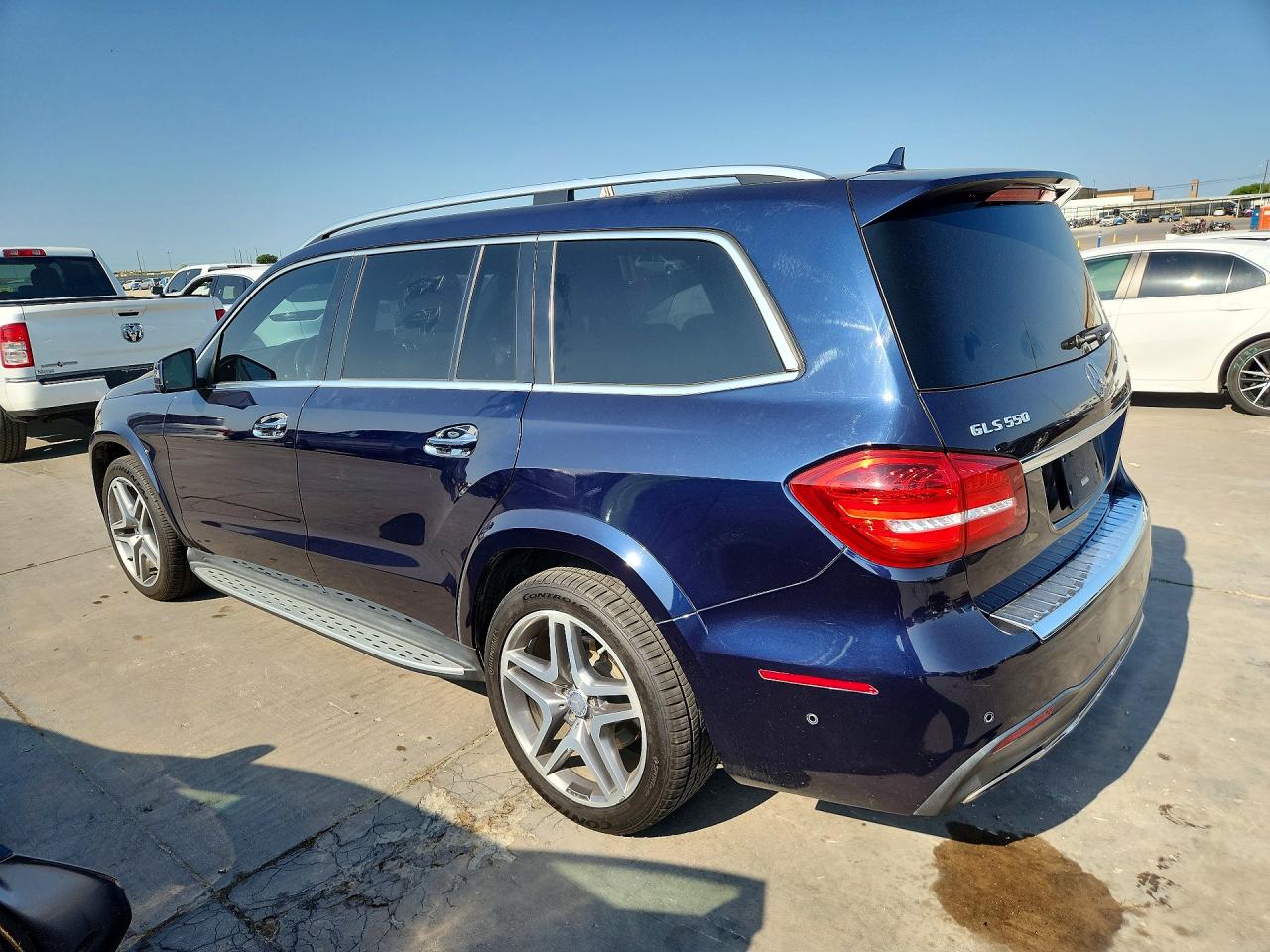 2017 MERCEDES-BENZ GLS 550 4MATIC — снимка 2