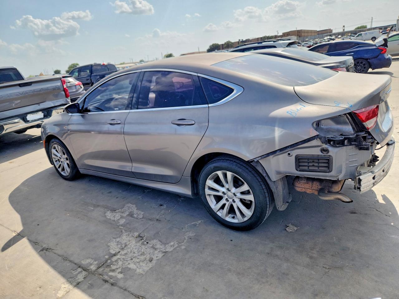 2015 CHRYSLER 200 LIMITED — снимка 2