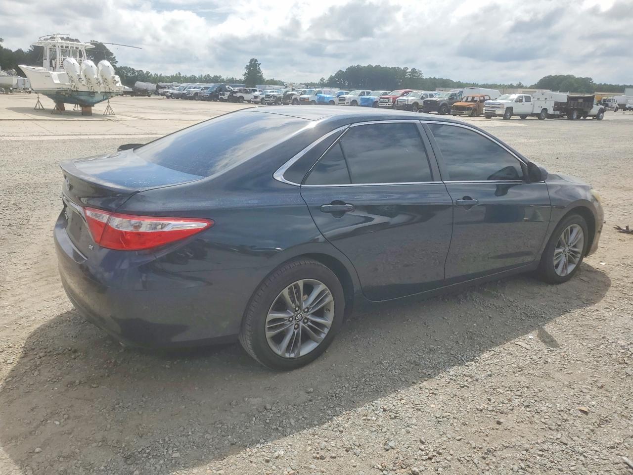 2017 TOYOTA CAMRY SE — снимка 3