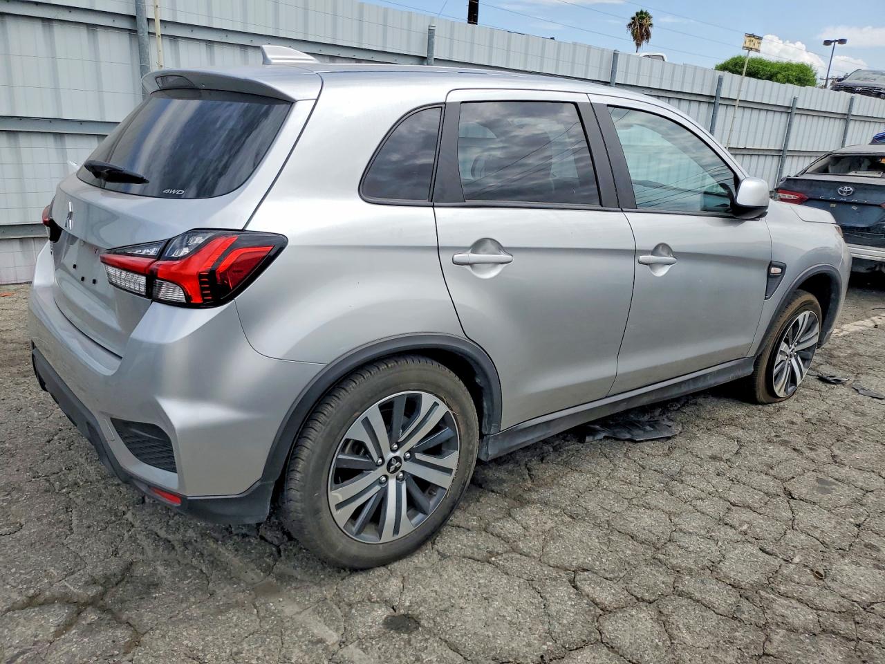 2024 MITSUBISHI OUTLANDER SPORT S/SE — снимка 3