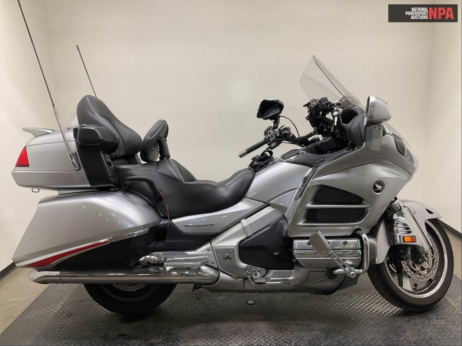 2015 HONDA GL18HPNAMF GOLDWING (ABS) (**)