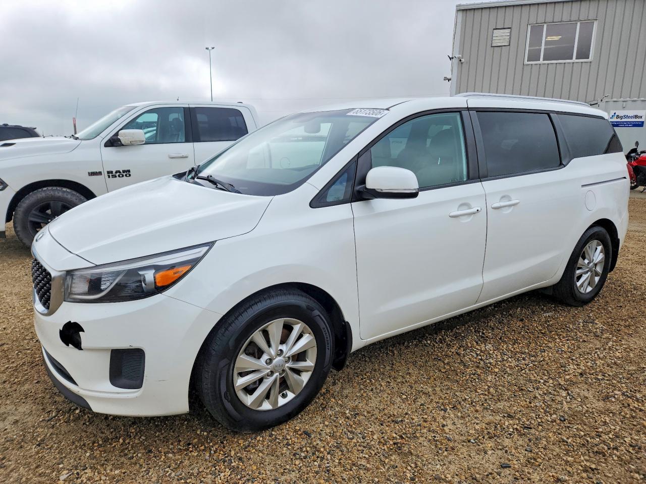 2017 KIA SEDONA LX