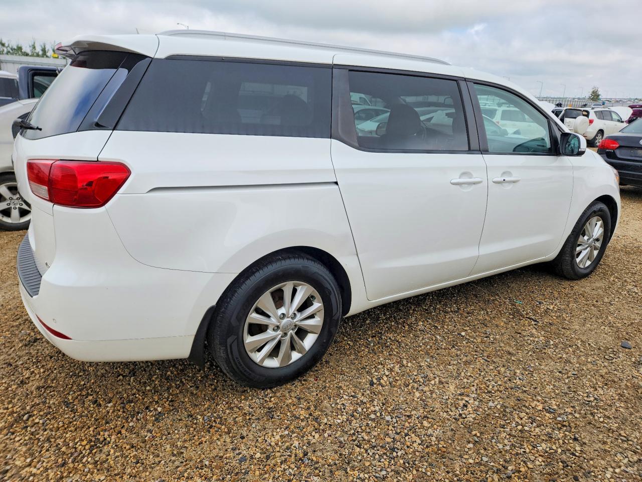 2017 KIA SEDONA LX — снимка 3