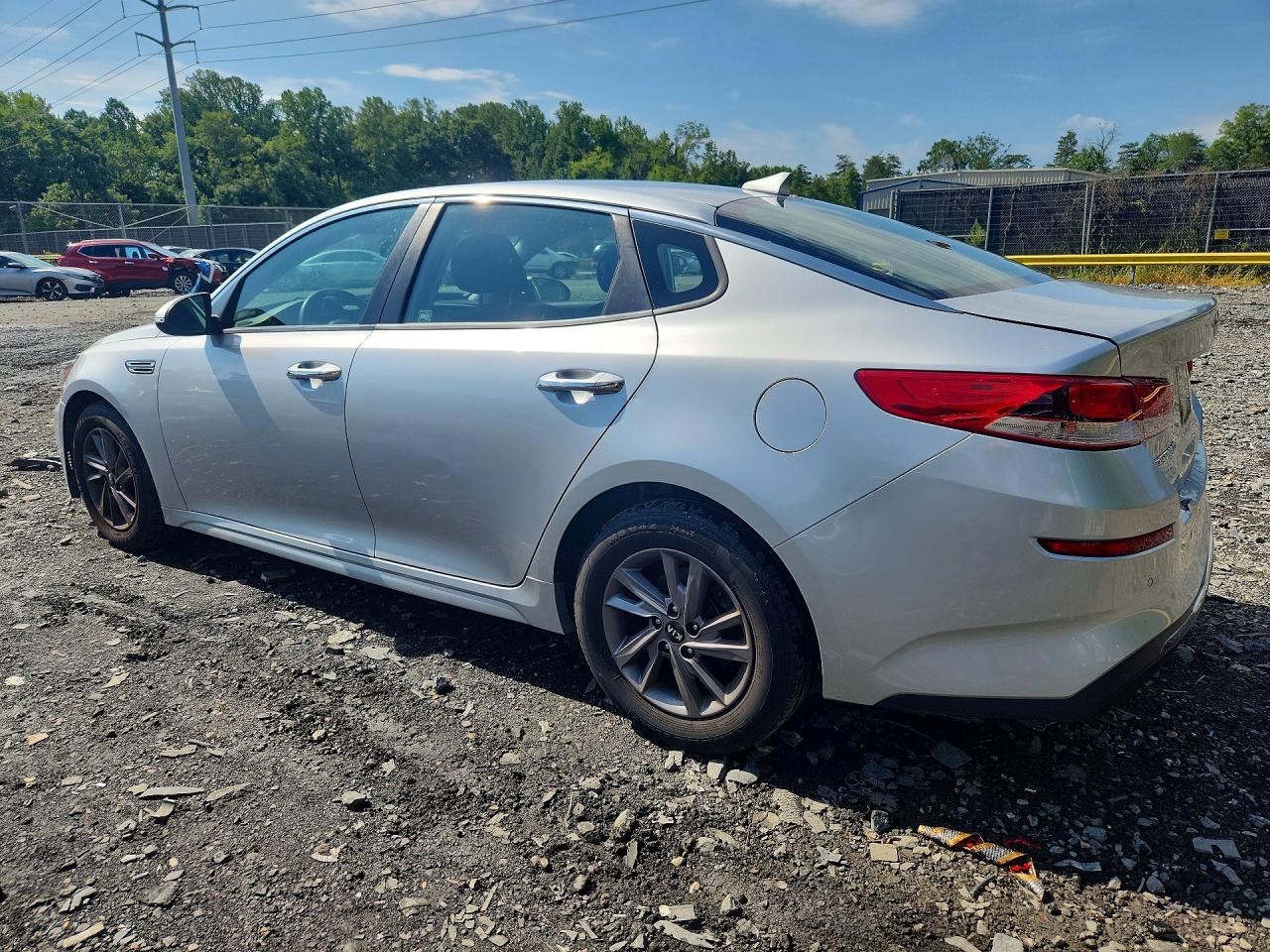2020 KIA OPTIMA LX — снимка 2