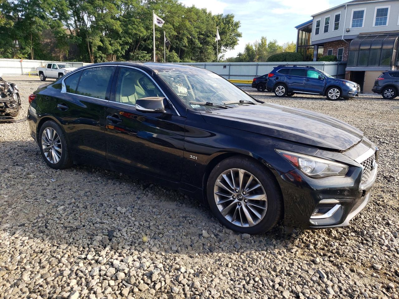 2018 INFINITI Q50 3.0T LUXE — снимка 4