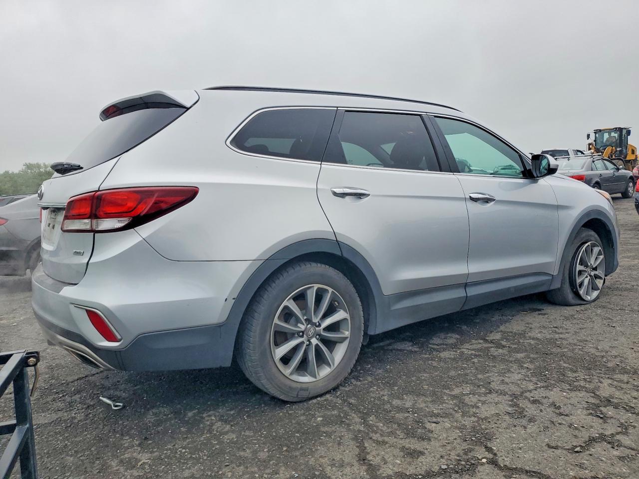 2017 HYUNDAI SANTA FE SE — снимка 3