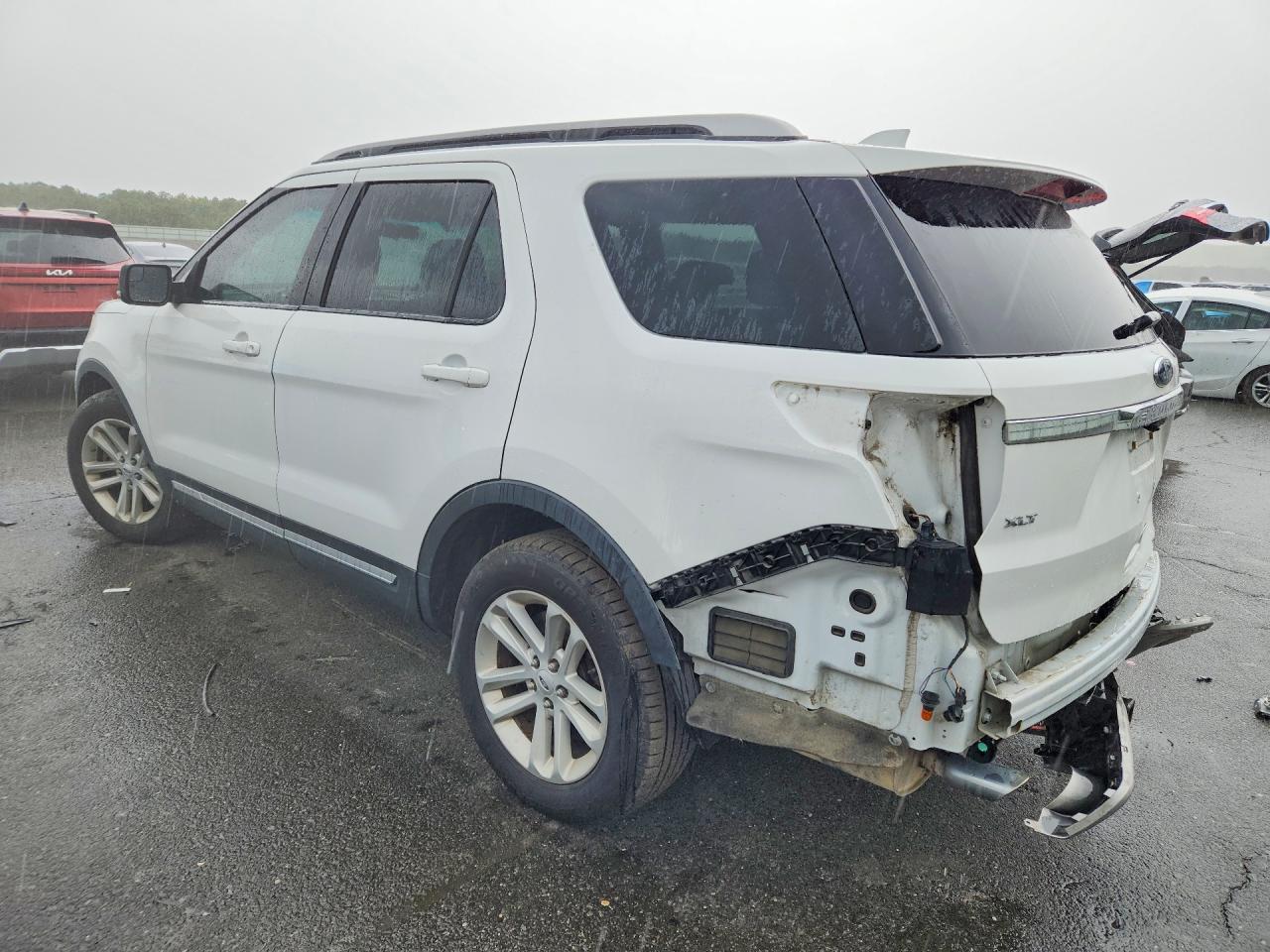 2017 FORD EXPLORER XLT — снимка 2