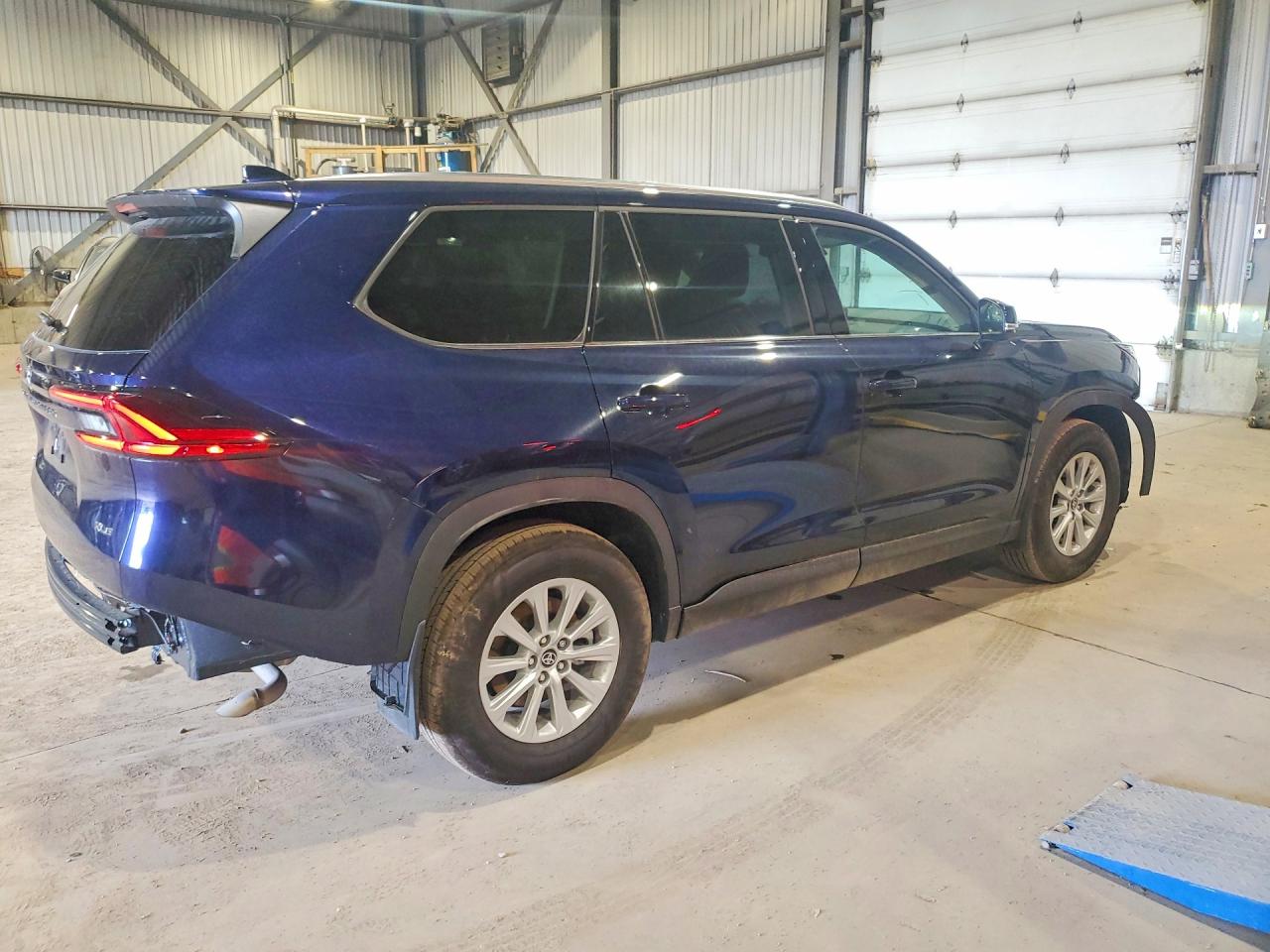 2026 TOYOTA GRAND HIGHLANDER — снимка 3