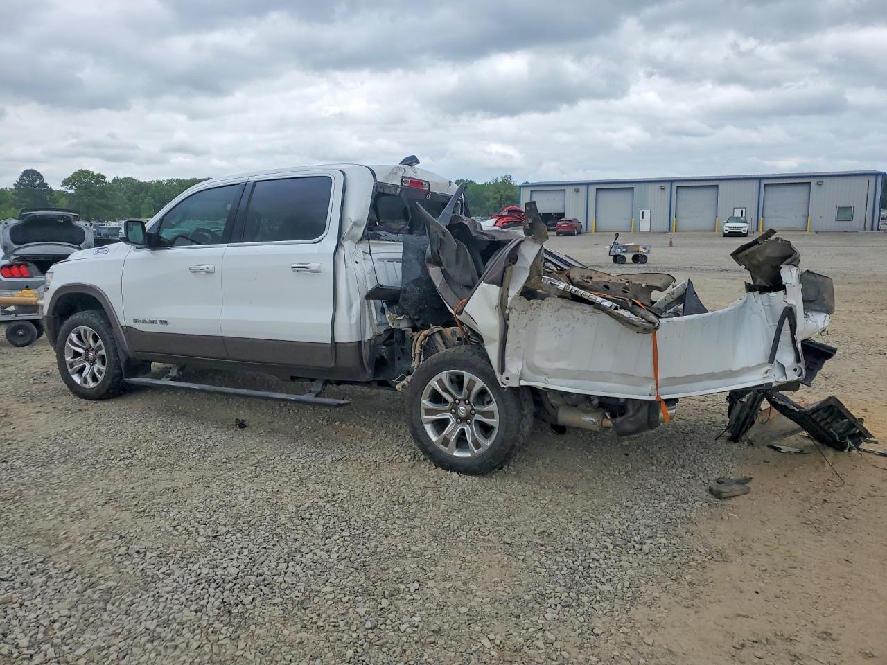 2020 RAM 1500 LONGHORN — снимка 2