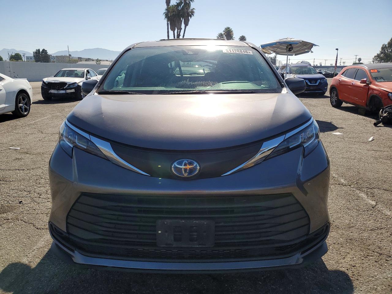 2023 TOYOTA SIENNA LE — снимка 5
