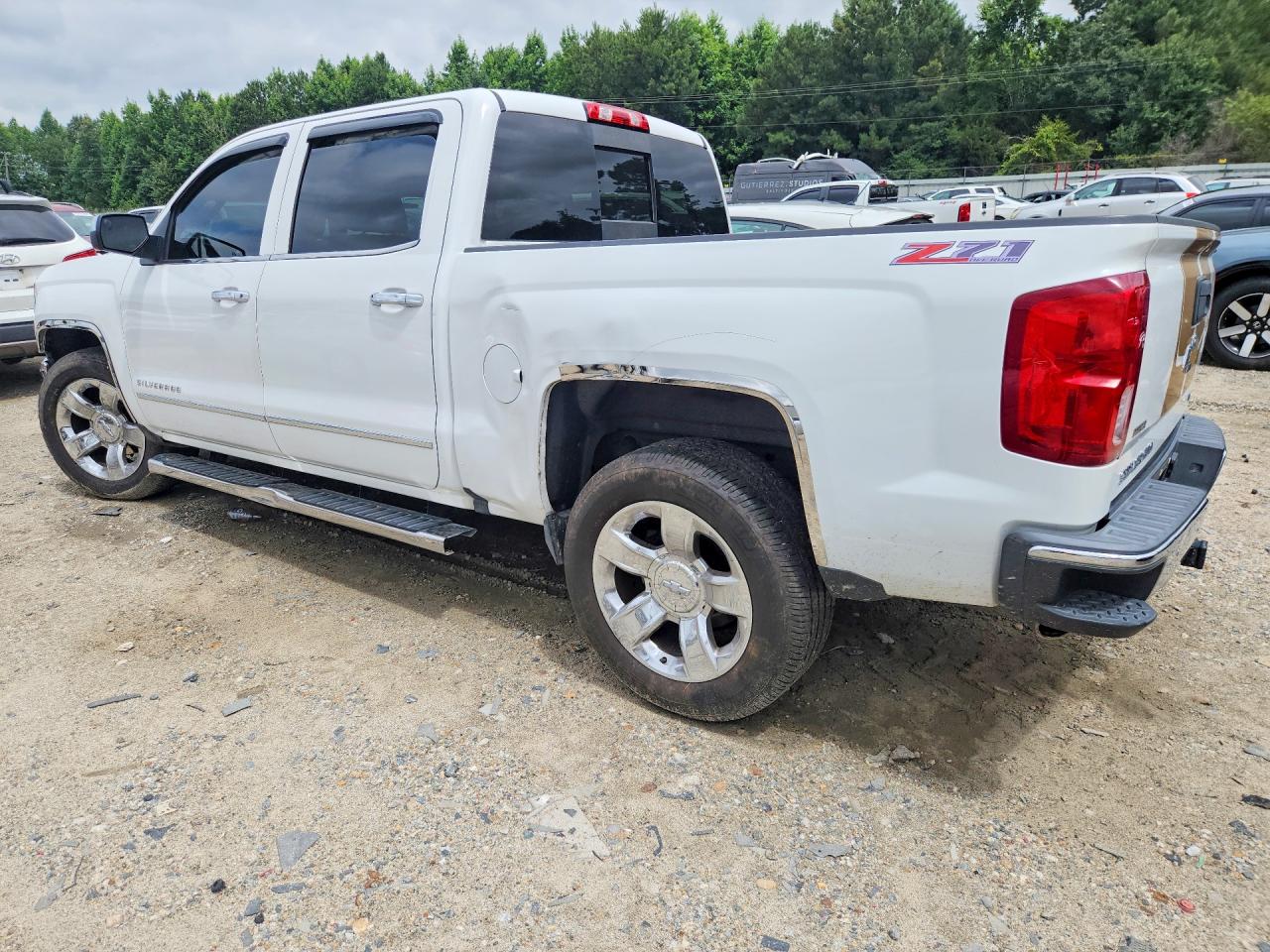 2017 CHEVROLET SILVERADO C1500 LTZ — снимка 2