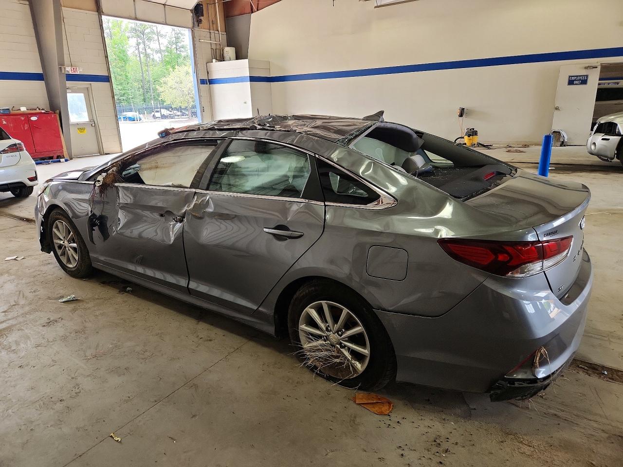 2018 HYUNDAI SONATA SE — снимка 2