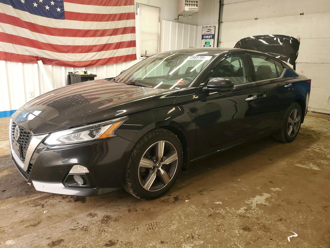 2019 NISSAN ALTIMA SV