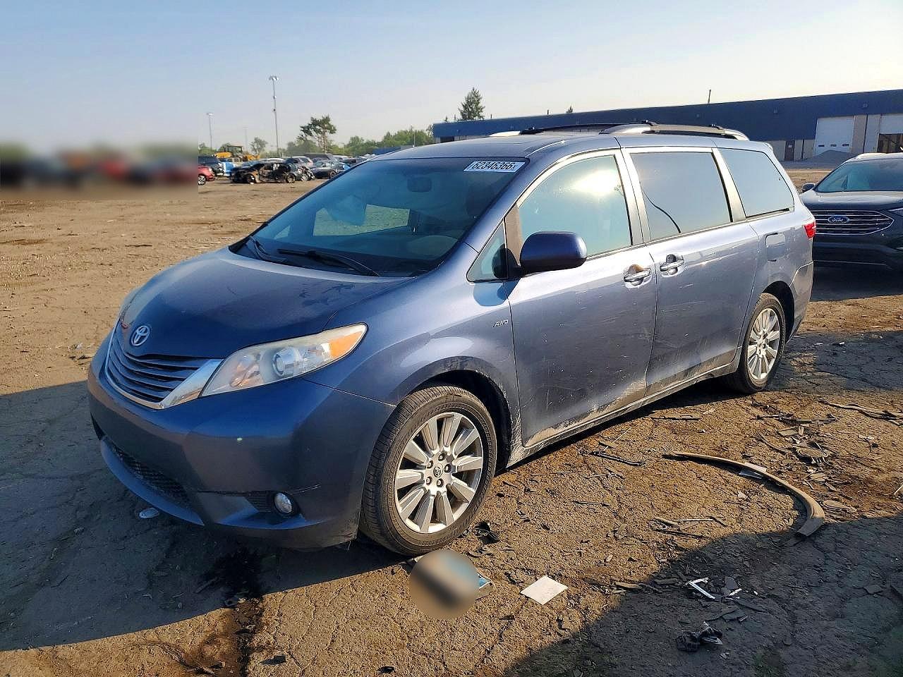 2017 TOYOTA SIENNA XLE 7-PASSENGER