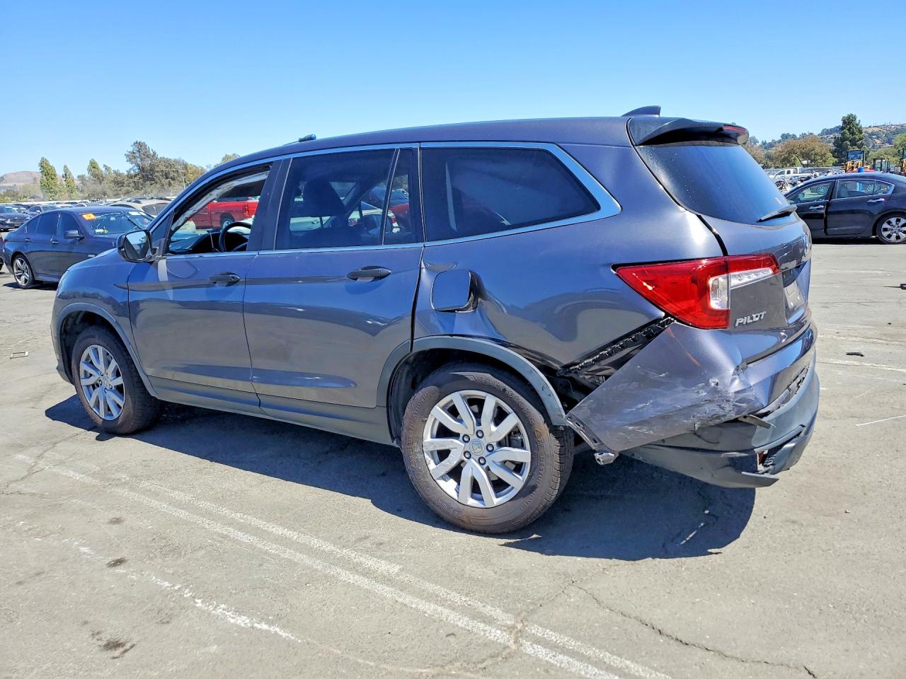 2020 HONDA PILOT LX — снимка 2