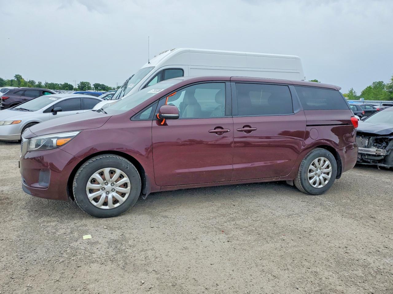 2016 KIA SEDONA L
