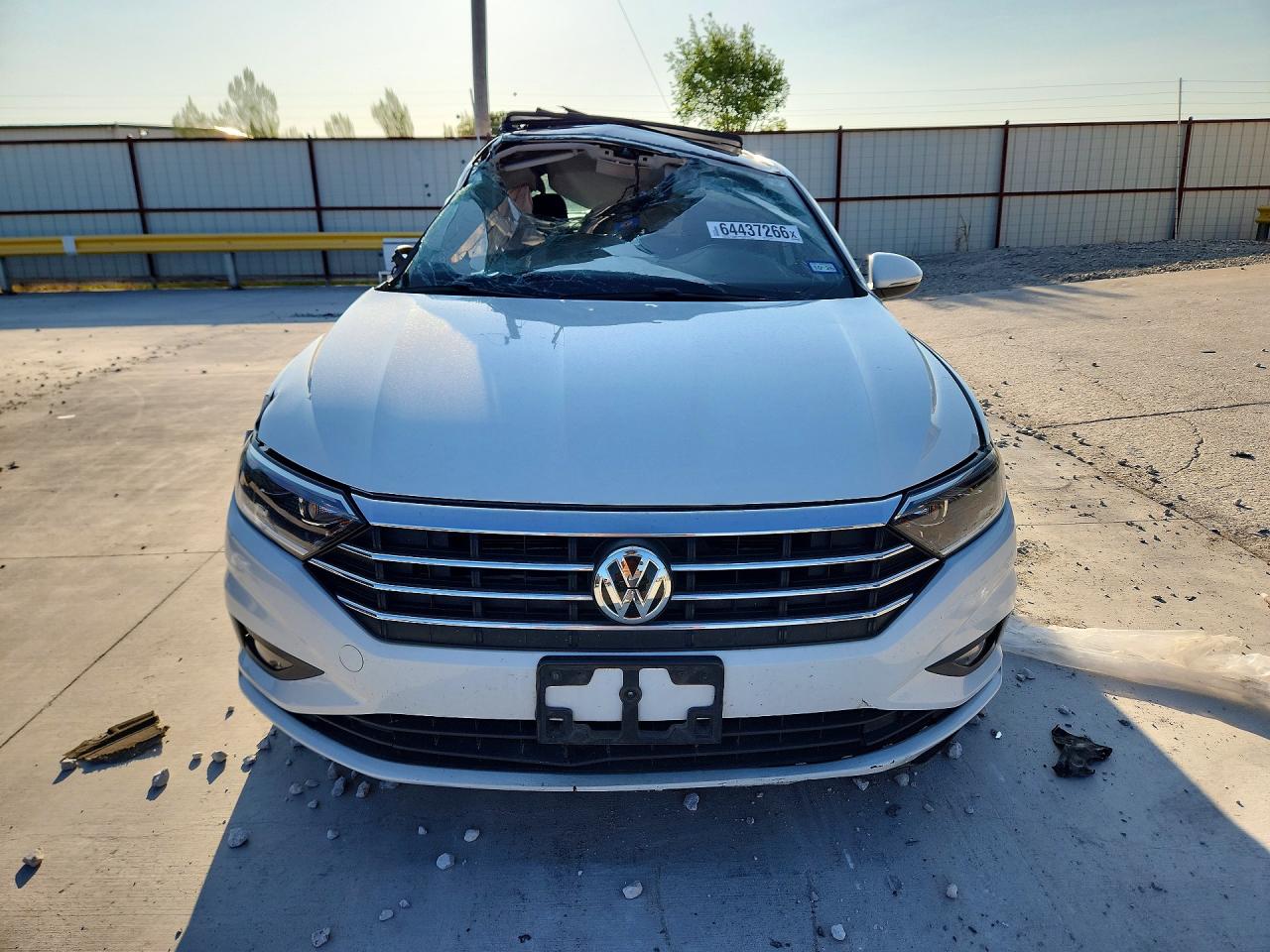 2019 VOLKSWAGEN JETTA SEL PREMIUM — снимка 5