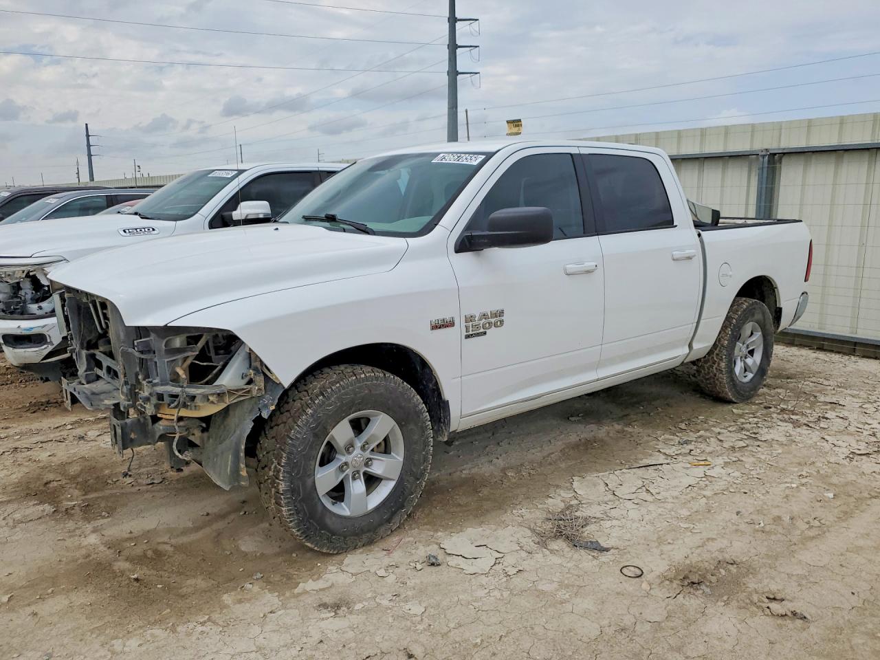 2019 RAM 1500 CLASSIC SLT