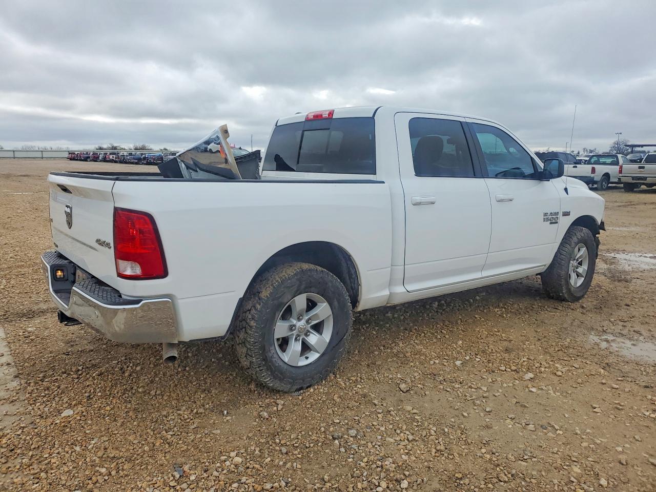 2019 RAM 1500 CLASSIC SLT — снимка 3