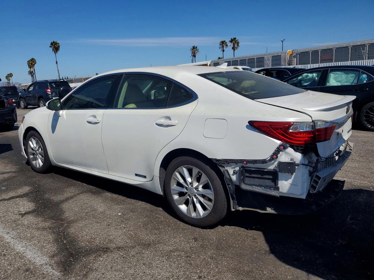 2013 LEXUS ES 300H — снимка 2