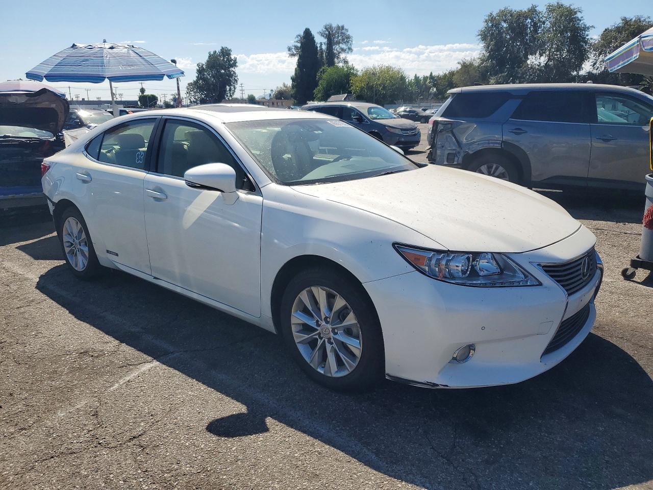 2013 LEXUS ES 300H — снимка 4