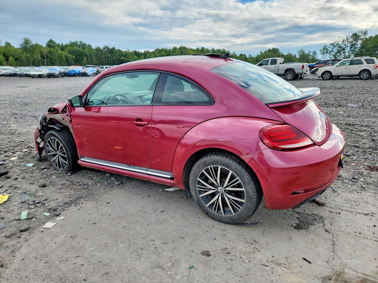 2017 VOLKSWAGEN BEETLE 1.8T — снимка 2