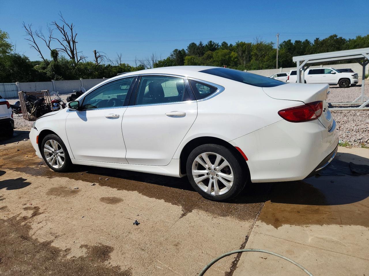 2016 CHRYSLER 200 LIMITED — снимка 2