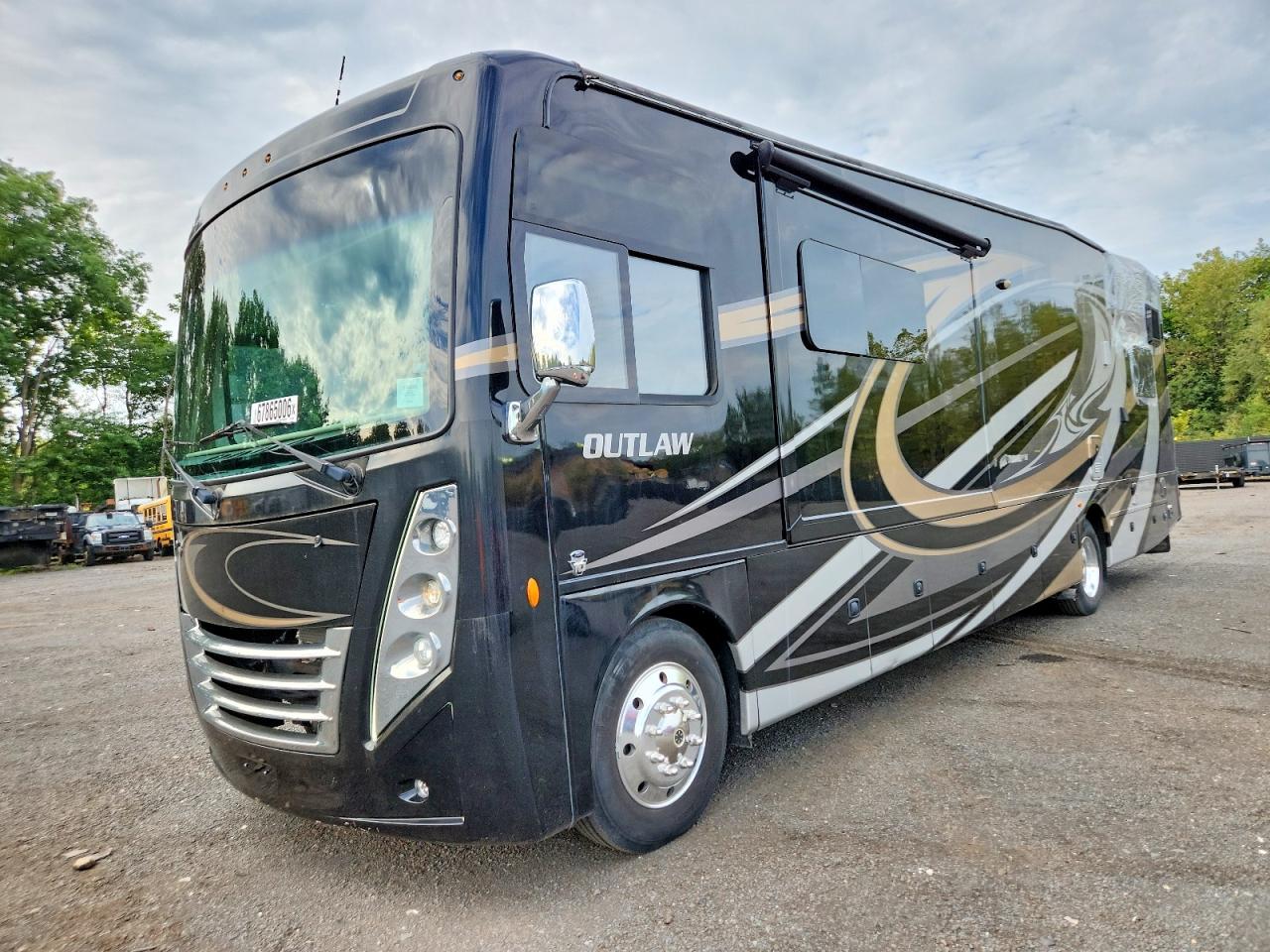 2018 FORD F53 — снимка 2