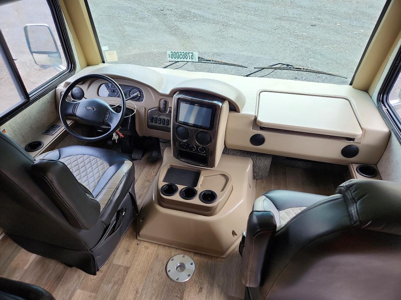 2018 FORD F53 — снимка 5