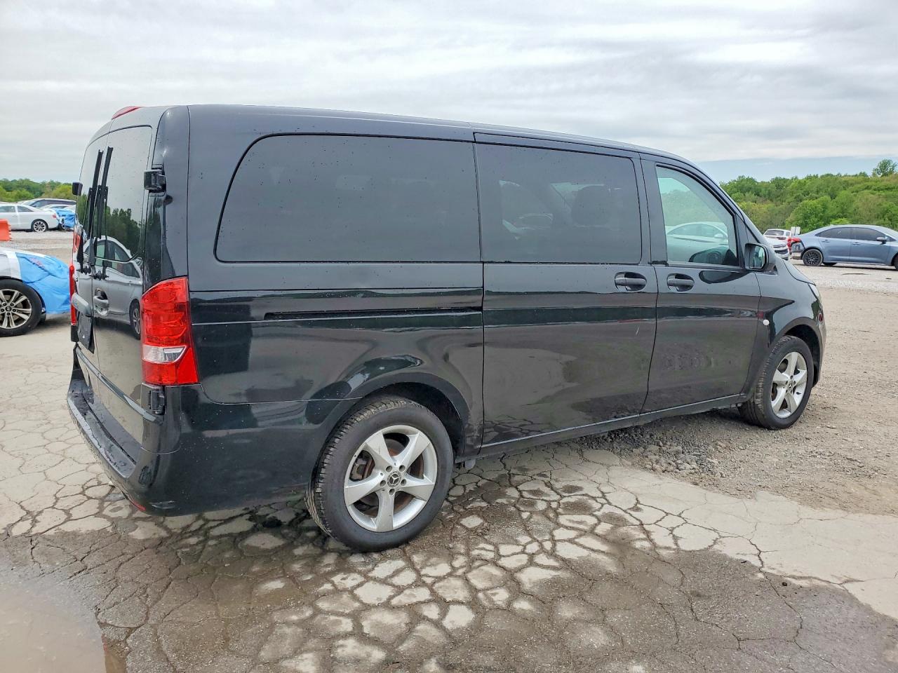 2018 MERCEDES-BENZ METRIS — снимка 3