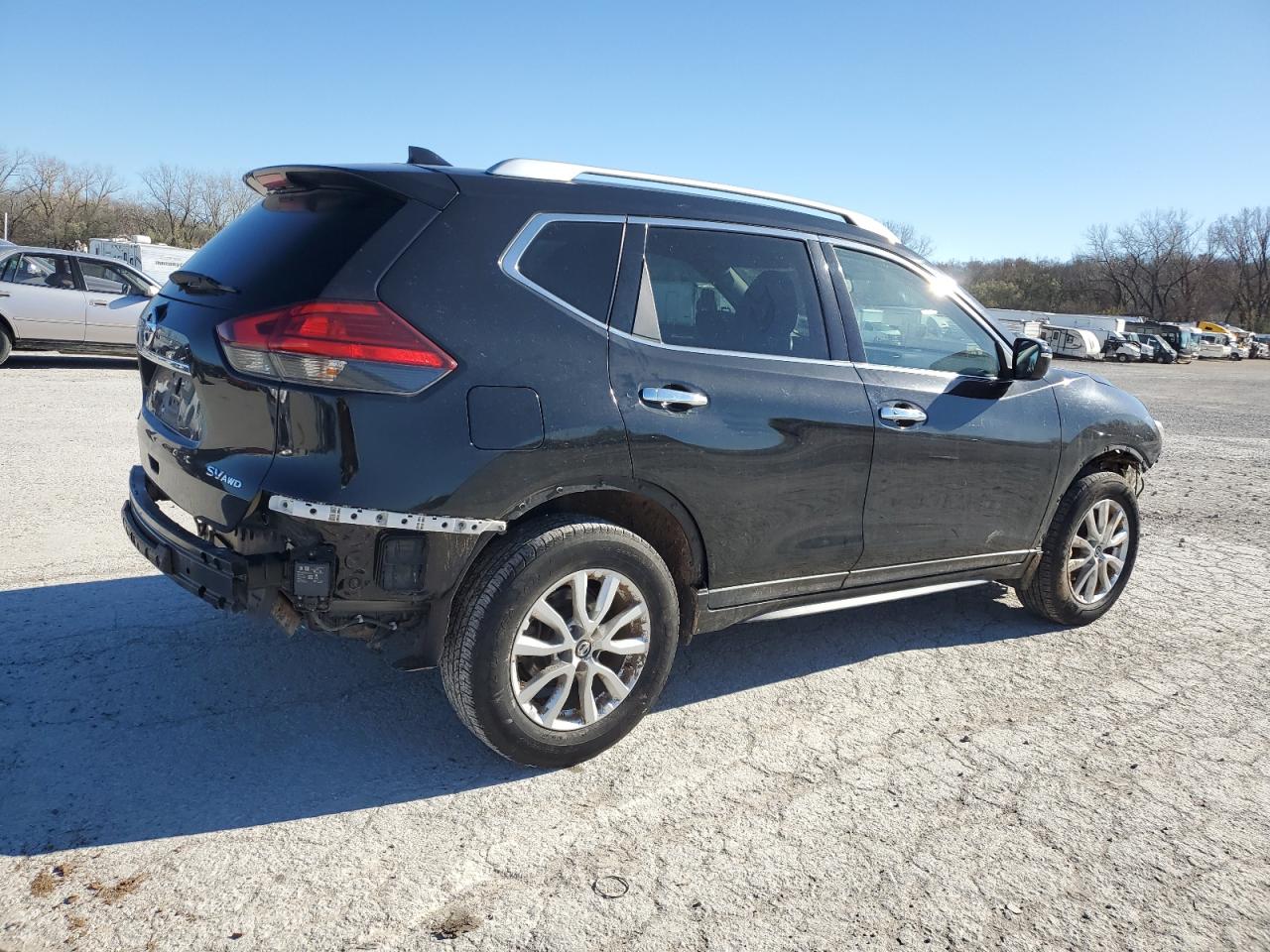 2017 NISSAN ROGUE SV — снимка 3