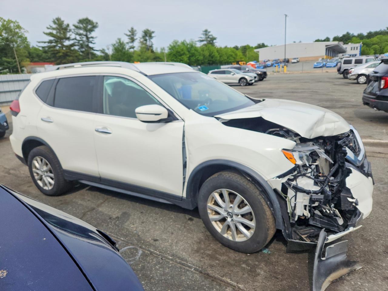 2019 NISSAN ROGUE SV — снимка 4