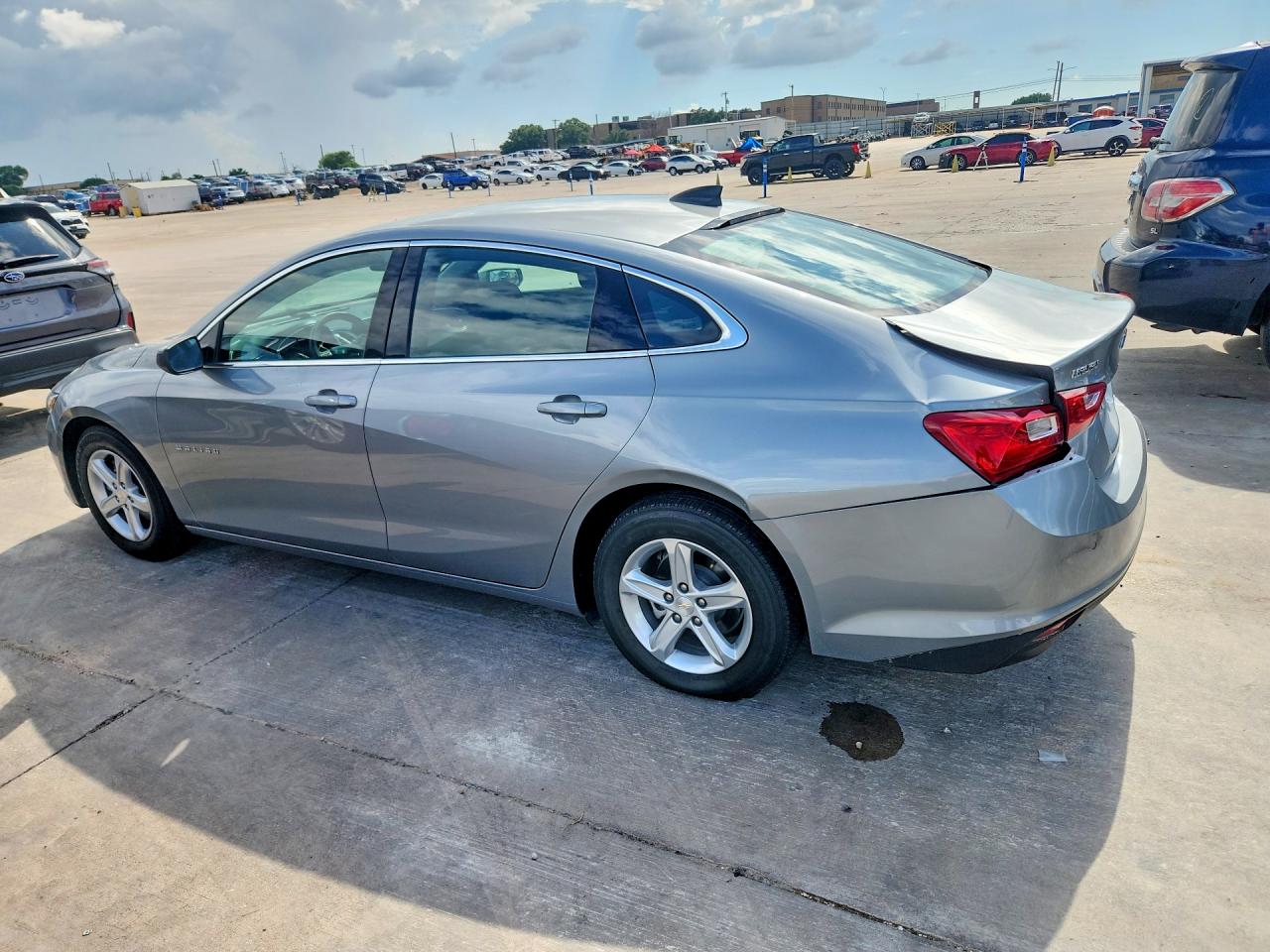 2025 CHEVROLET MALIBU LS — снимка 2