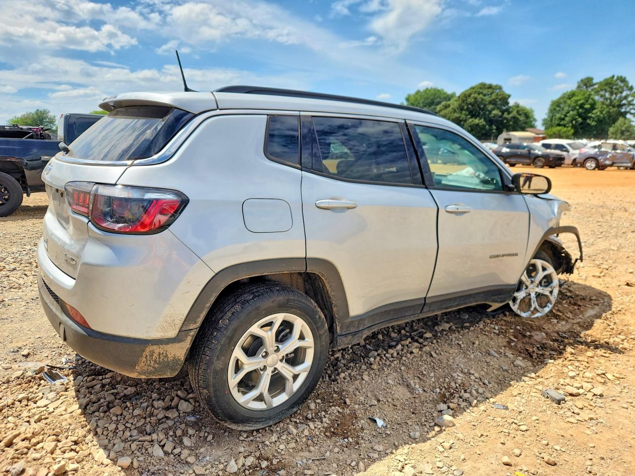 2024 JEEP COMPASS LATITUDE — снимка 3