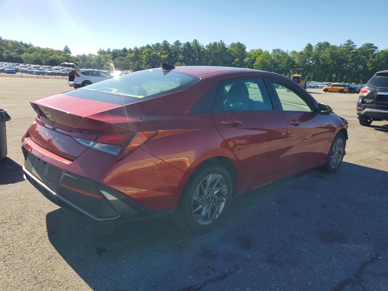 2024 HYUNDAI ELANTRA SEL — снимка 3