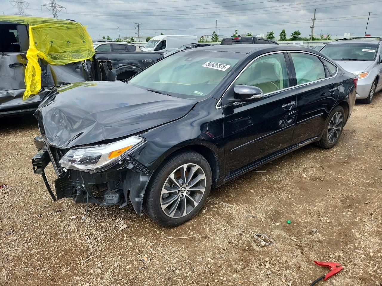 2017 TOYOTA AVALON XLE