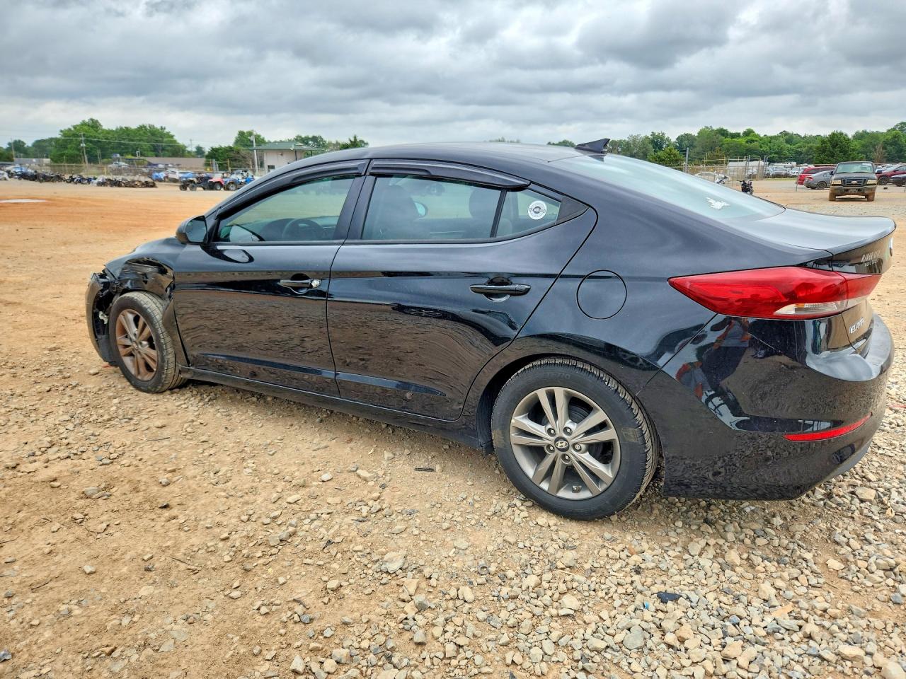 2017 HYUNDAI ELANTRA SE — снимка 2
