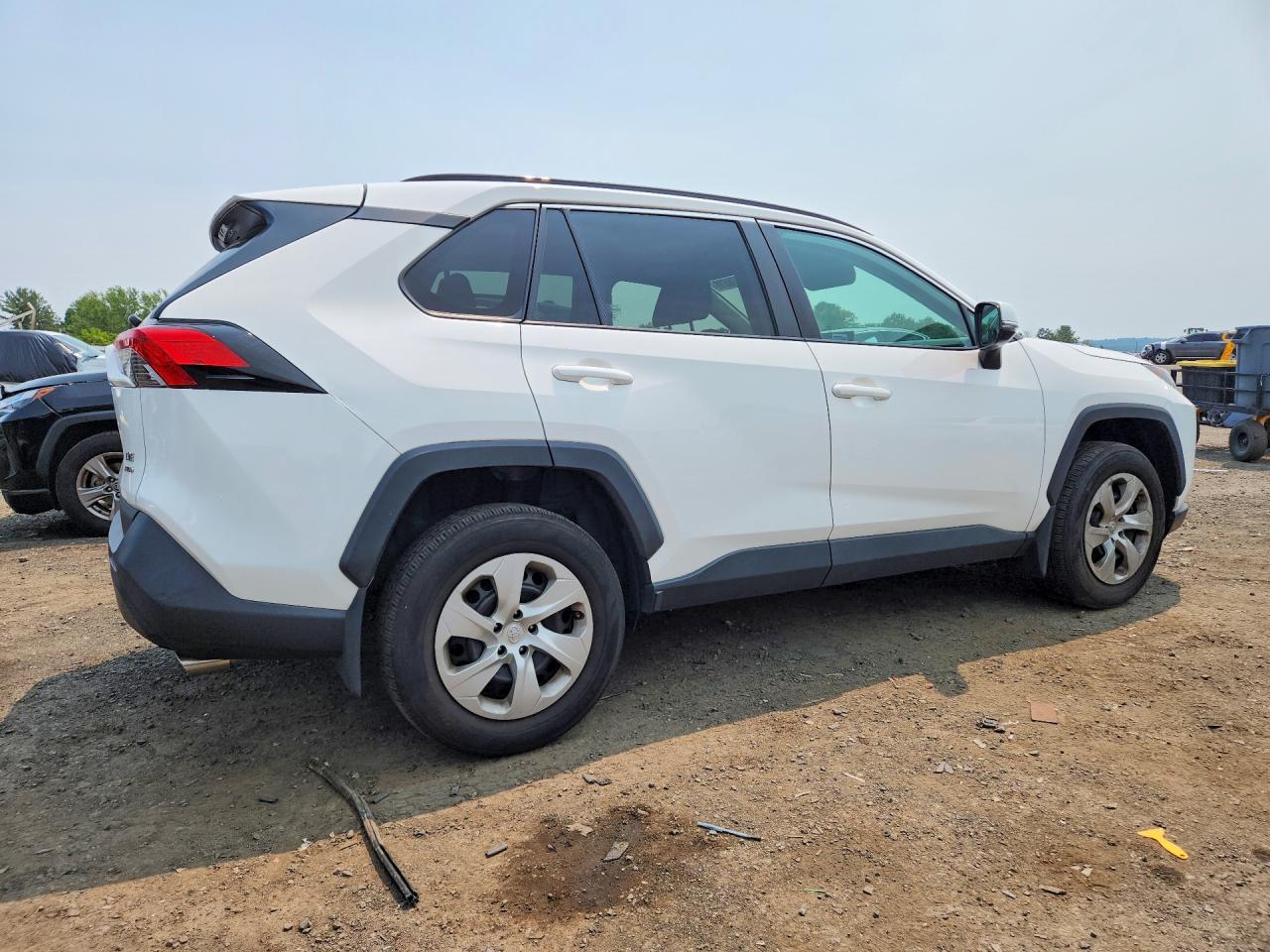 2020 TOYOTA RAV4 LE — снимка 3