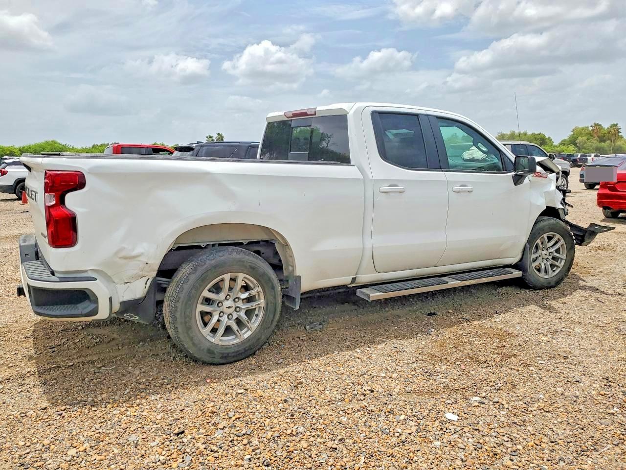2021 CHEVROLET SILVERADO K1500 RST — снимка 3