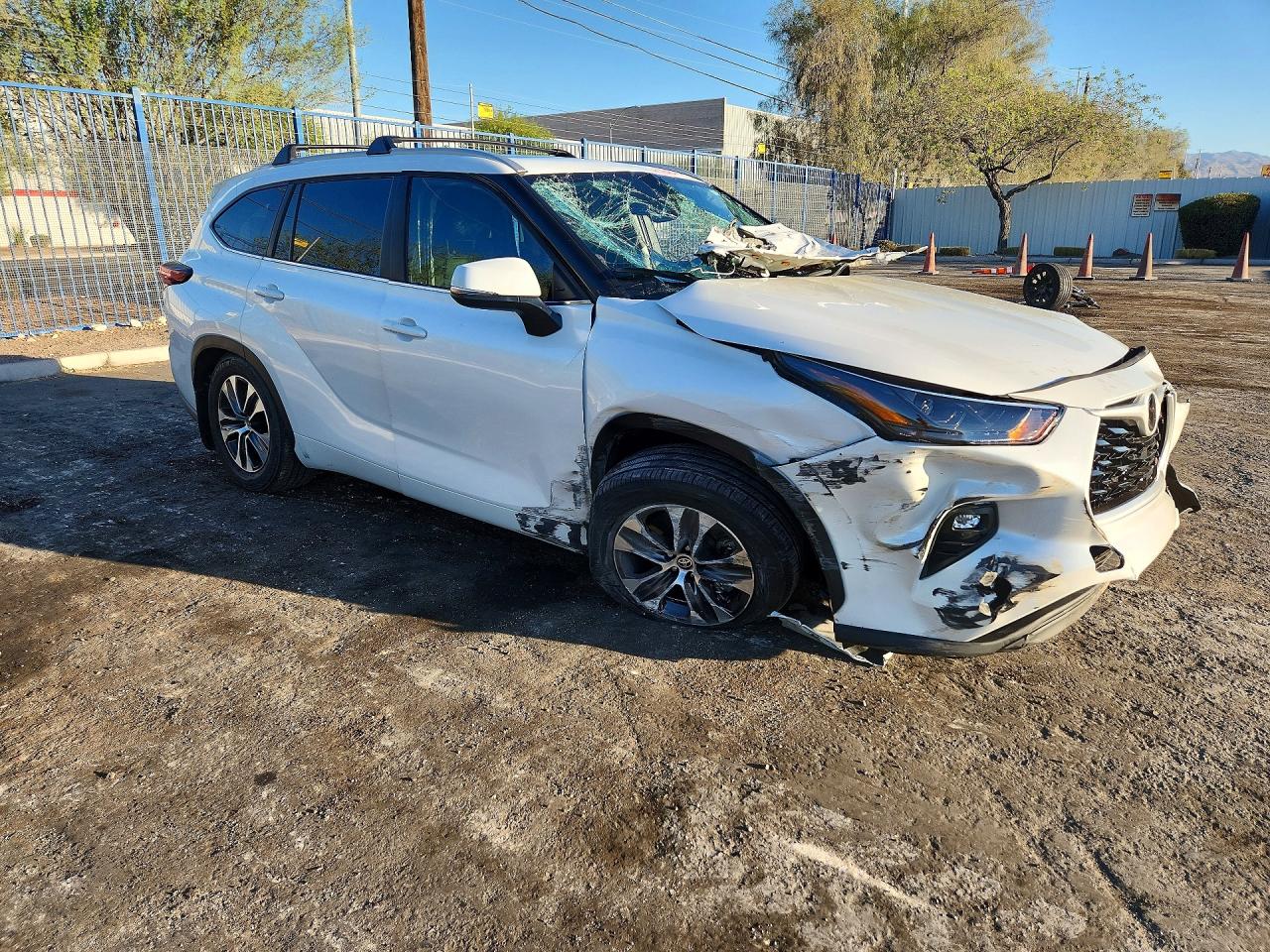 2026 TOYOTA HIGHLANDER XLE — снимка 4