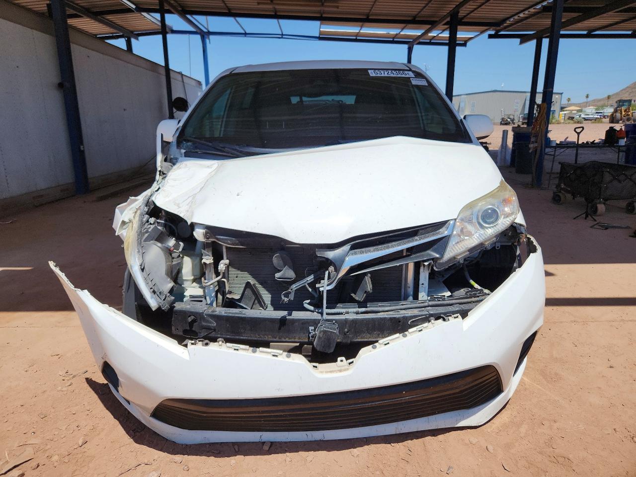 2019 TOYOTA SIENNA LE — снимка 5