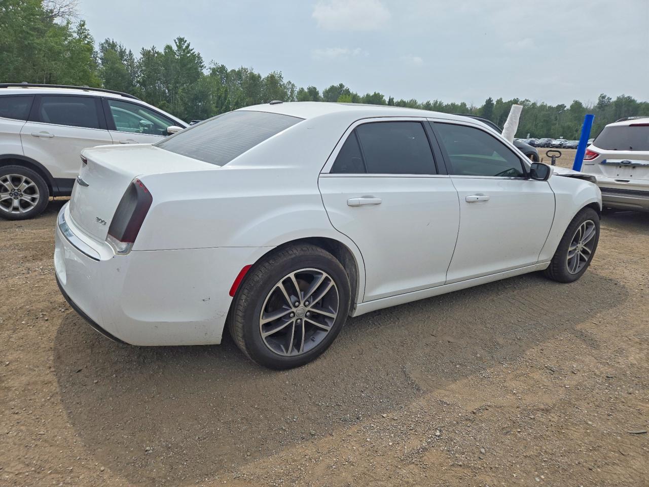 2016 CHRYSLER 300 LIMITED — снимка 3